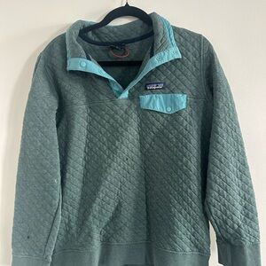 Patagonia Women's Green Quilt Snap Pullover